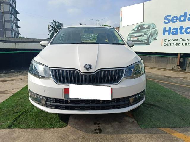 https://images10.gaadi.com/usedcar_image/3989363/original/processed_287f1e63c0f315953354ccd631ebf829.jpg?imwidth=6400