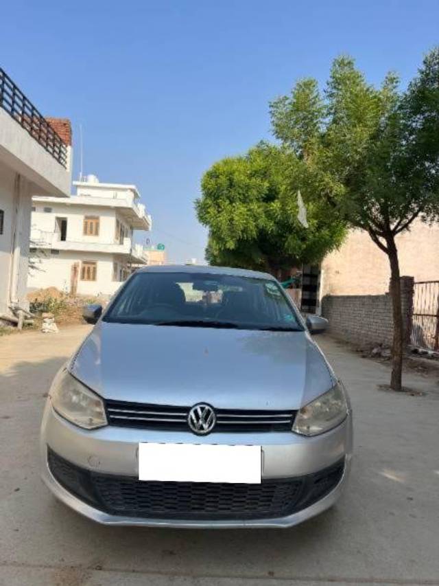 https://images10.gaadi.com/usedcar_image/3989562/original/processed_7e1763ed-b124-4ed7-92bb-30bea9c75eaf.jpg?imwidth=6402