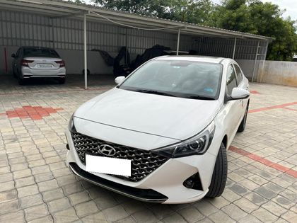Hyundai Verna SX