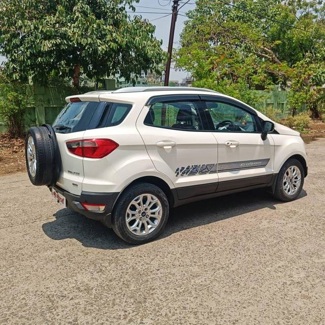 https://images10.gaadi.com/usedcar_image/3991723/original/processed_45d459d9cea560d8805e388b1781d63b.jpg?imwidth=6401