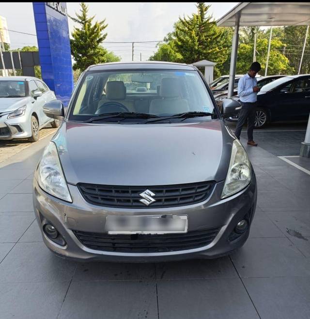 https://images10.gaadi.com/usedcar_image/3991762/original/processed_94bbf684f3cd4b208bf3d71a0e65d354.jpg?imwidth=6400