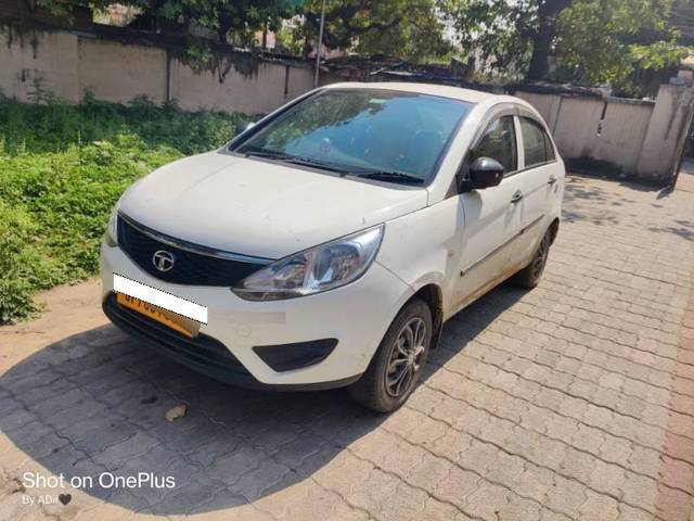 https://images10.gaadi.com/usedcar_image/3994013/original/processed_aa7e38da-4209-44cb-9245-7a9e816de796.jpg?imwidth=6400