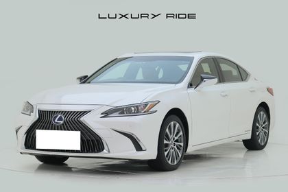 Lexus ES 300h Luxury 2020-2022