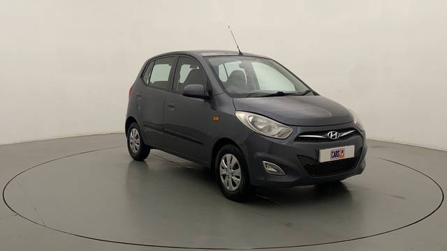 https://images10.gaadi.com/usedcar_image/3998613/original/94d98a3cf8b636826783620da56e4082.jpg?imwidth=6400