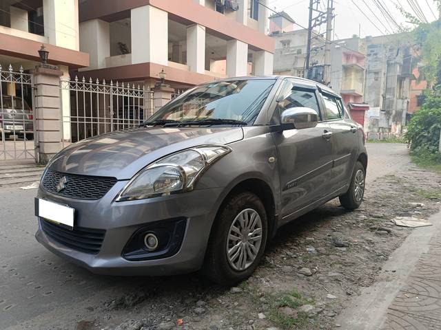 https://images10.gaadi.com/usedcar_image/3999104/original/processed_53b74416604d4548aff4410e925a3acb.jpg?imwidth=6402