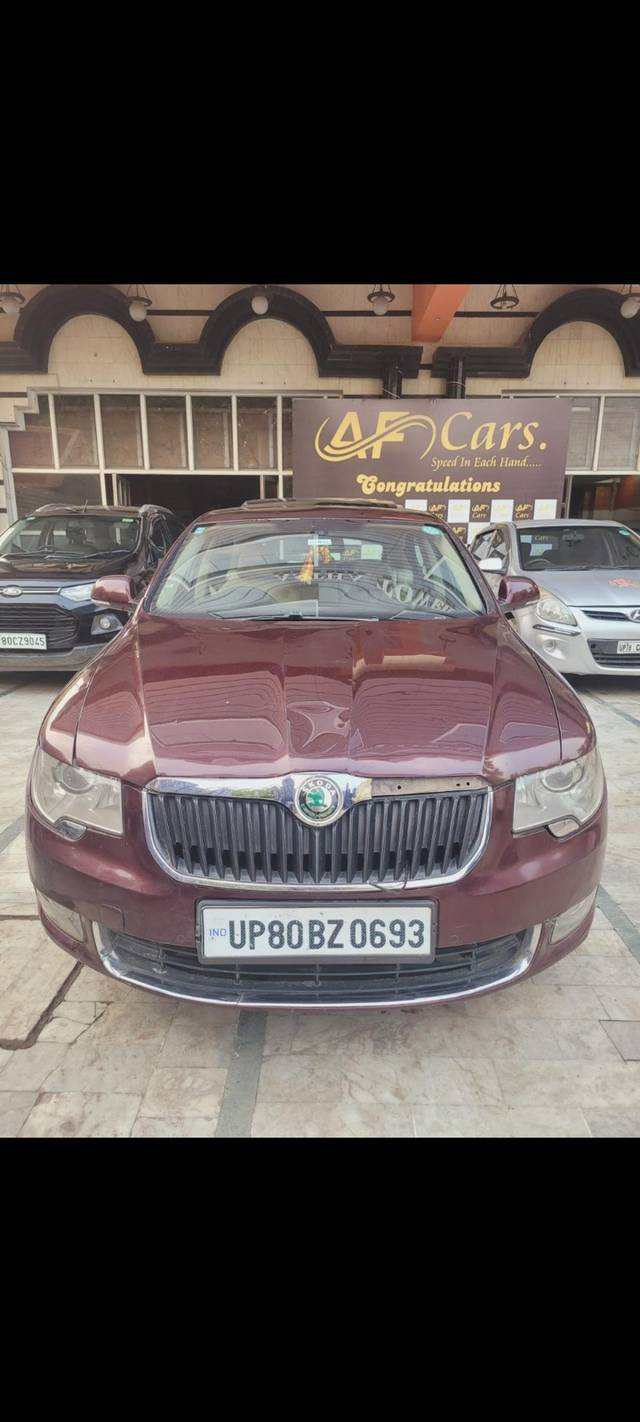 https://images10.gaadi.com/usedcar_image/3999376/original/0ade941829439aa9a0b68fd241050dc0.jpg?imwidth=6400