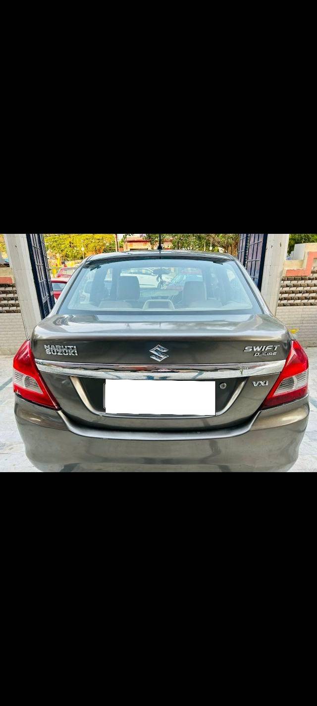 https://images10.gaadi.com/usedcar_image/3999383/original/processed_be1b5e0433ae54179d665099f3d9c1e0.jpg?imwidth=6400