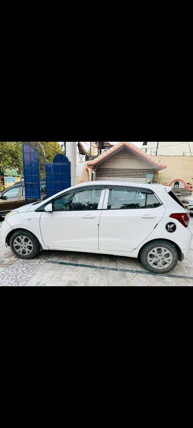 https://images10.gaadi.com/usedcar_image/3999400/original/processed_4a8340bff0733dda81e4a7f065cc0e72.jpg?imwidth=6401