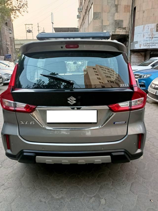 https://images10.gaadi.com/usedcar_image/3999611/original/processed_6a7b52a08dec35b91cd4c5a260701269.jpg?imwidth=6402