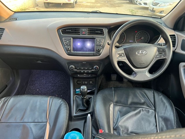 Hyundai i20 1.2 Asta Second-hand 2018 Hyundai i20 1.2 Asta for sale in Ludhiana-8