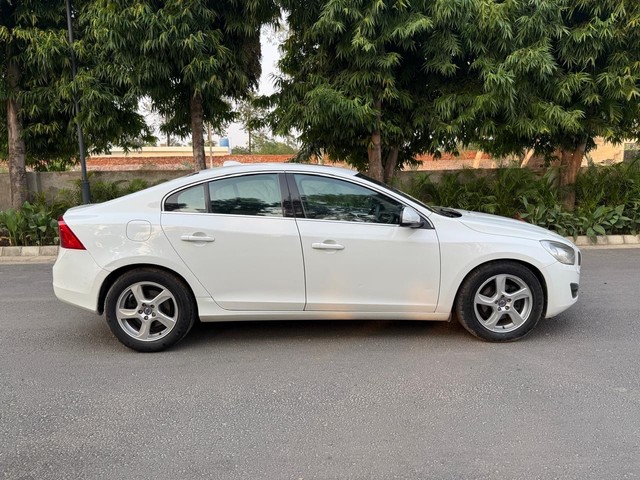 Second-hand 2014 Volvo S60 D4 SUMMUM for sale in Ludhiana-1
