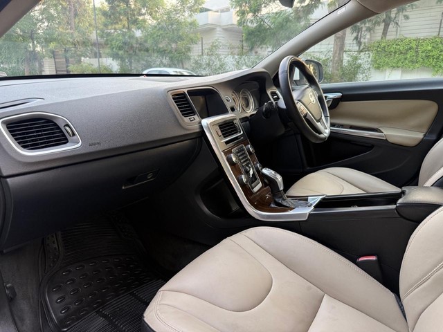 Second-hand 2014 Volvo S60 D4 SUMMUM for sale in Ludhiana-6