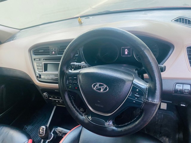 Second-hand 2014 Hyundai i20 Asta 1.4 CRDi for sale in Bangalore-11
