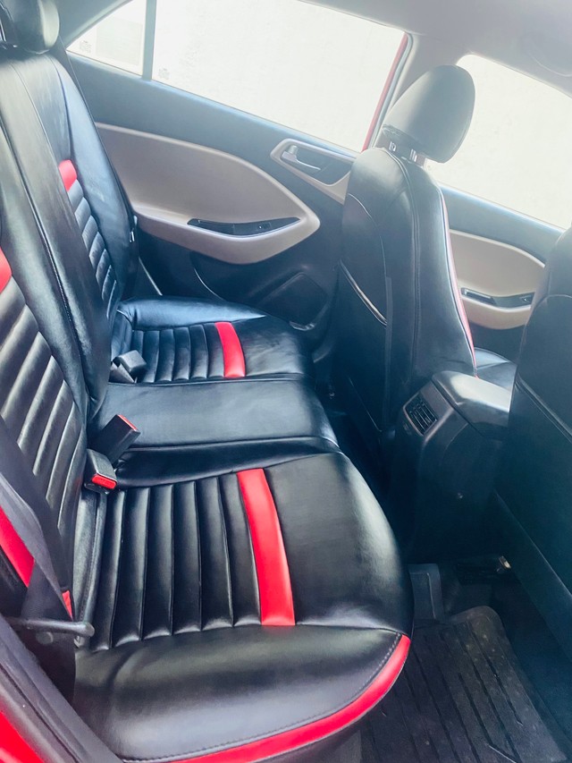 Second-hand 2014 Hyundai i20 Asta 1.4 CRDi for sale in Bangalore-12