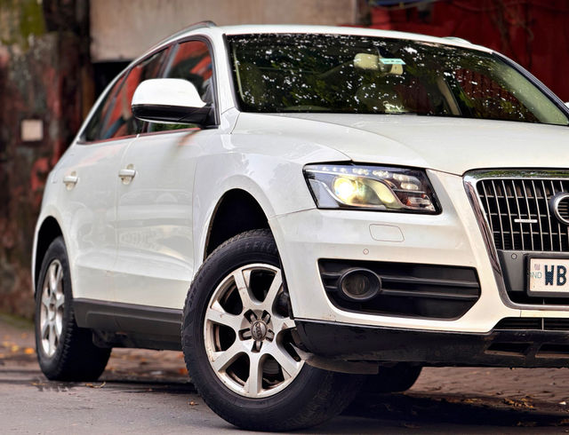 Second-hand 2010 Audi Q5 2.0 TFSI क्वाट्रो for sale in Kolkata