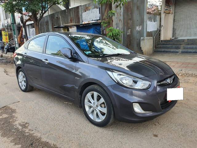 https://images10.gaadi.com/usedcar_image/4001109/original/processed_7fa277879f973f950ef8876ba0c2a778.jpg?imwidth=6400