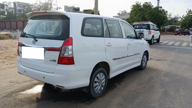 Second-hand 2013 Toyota Innova 2.5 G (Diesel) 7 Seater for sale in Jaipur-10