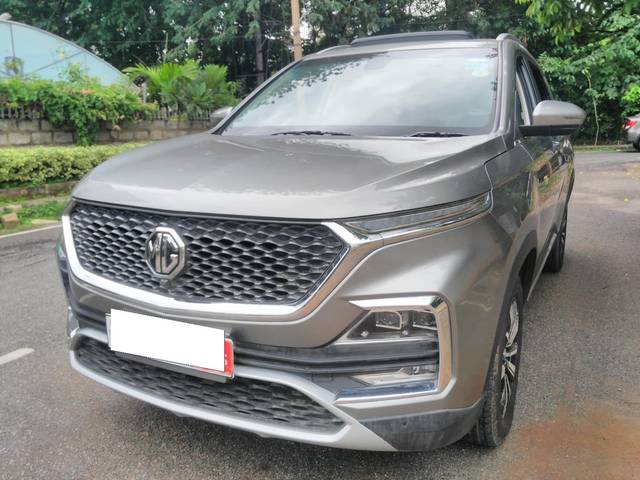 https://images10.gaadi.com/usedcar_image/4003548/original/processed_ae4cbd99a72878166194d37435211a25.jpg?imwidth=6400