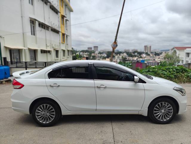 https://images10.gaadi.com/usedcar_image/4003750/original/d90630ff6aa9e37676cc312229c30ef8.jpg?imwidth=6401