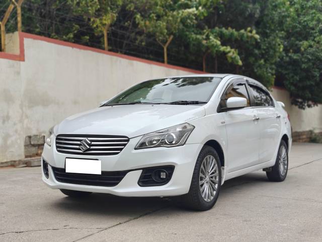 https://images10.gaadi.com/usedcar_image/4003750/original/processed_7c4ac8e7bcf5e32ca677440d3e2392b4.jpg?imwidth=6400