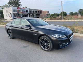 BMW 5 Series 2013-2017 BMW 5 Series 520d Luxury Line