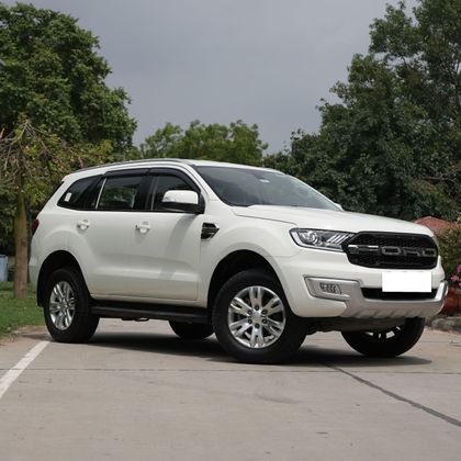 Ford Endeavour 2.2 Trend AT 4X2