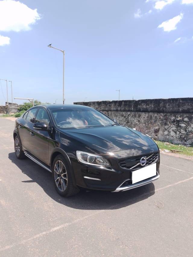 https://images10.gaadi.com/usedcar_image/4007135/original/processed_7696621c81b4b6b0057b4e2cd9be438f.jpg?imwidth=6400