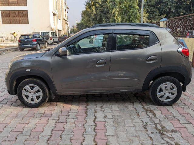 https://images10.gaadi.com/usedcar_image/4007505/original/07822f5dab02ded93e13cce4ac024438.png?imwidth=6402