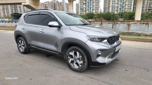 https://images10.gaadi.com/usedcar_image/4007680/original/processed_14e8bc13efc0a830f94af11fe08012c1.jpg?imwidth=6400