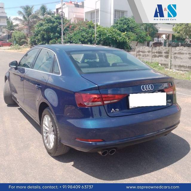 https://images10.gaadi.com/usedcar_image/4007874/original/processed_df64a65e35c84c92c6b6cd4307650b09.jpg?imwidth=6402