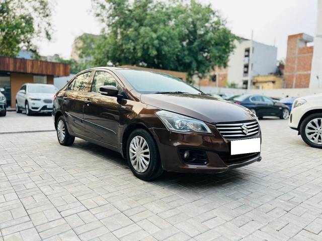 https://images10.gaadi.com/usedcar_image/4007947/original/processed_1e4466665414b24ea9e438fc6b3e6969.jpeg?imwidth=6400