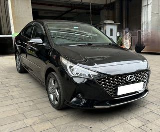 Hyundai Verna 2020-2023 Hyundai Verna SX IVT