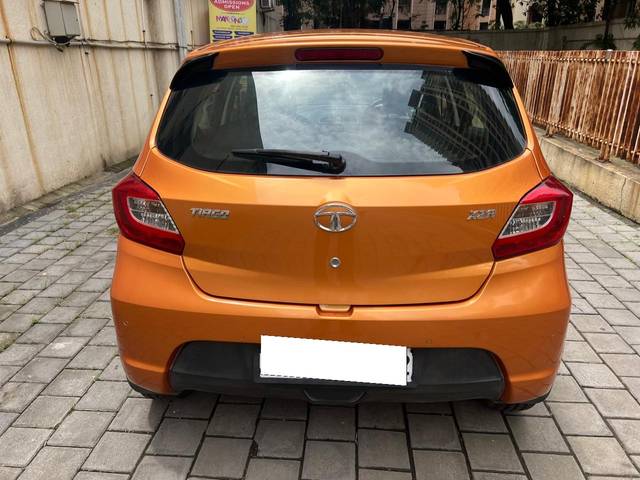 https://images10.gaadi.com/usedcar_image/4009651/original/processed_86df818a527aed27600c710d9cfe63cb.jpg?imwidth=6401