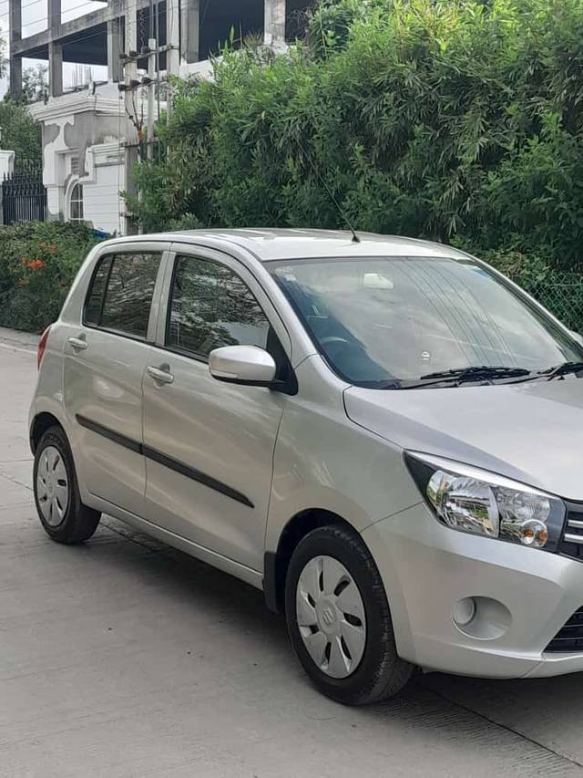 https://images10.gaadi.com/usedcar_image/4009958/original/5303ff9fb936ac84c3c036653923f590.jpg?imwidth=6400