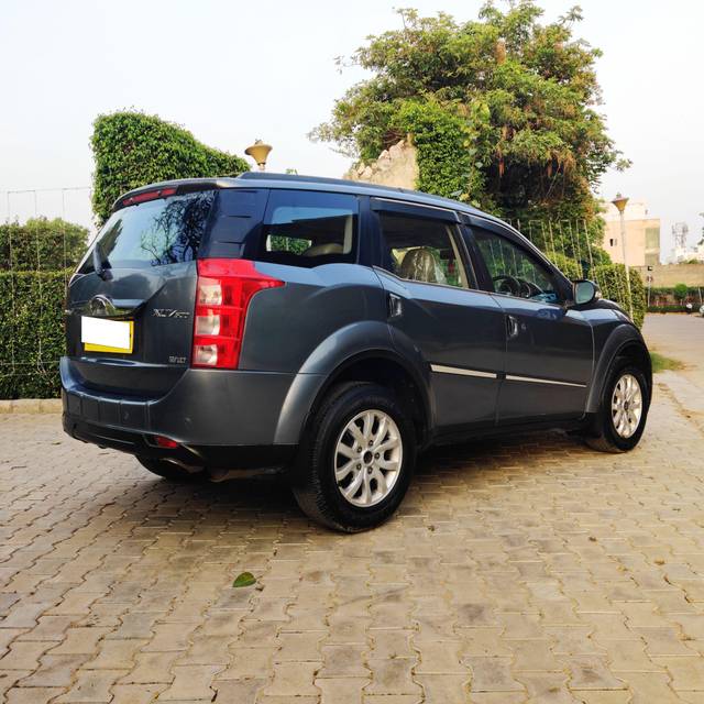 https://images10.gaadi.com/usedcar_image/4010800/original/processed_84955b44b4ed96b7256c47f080e088e3.jpg?imwidth=6402