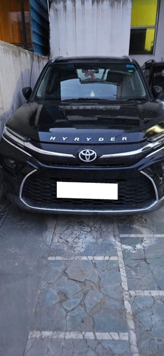 Toyota Hyryder Toyota Hyryder S AT