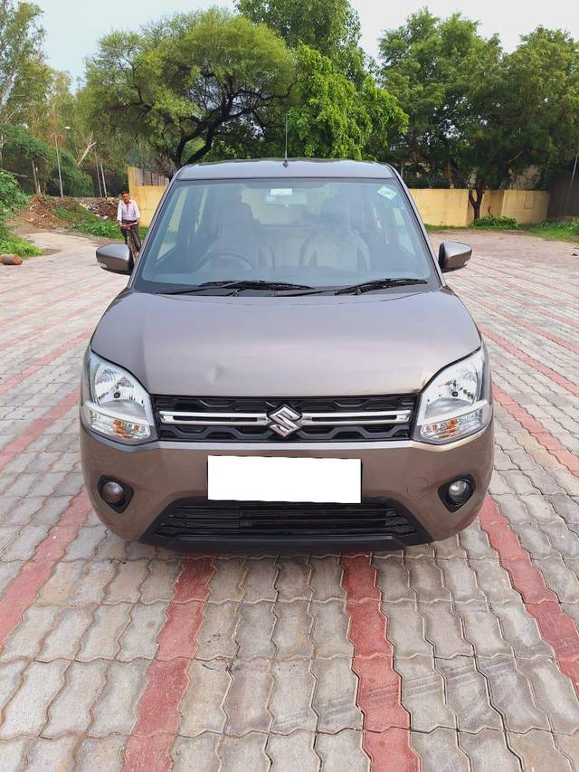 https://images10.gaadi.com/usedcar_image/4012248/original/processed_4259f72ef9de9a15468a3b96bd1e95bd.jpg?imwidth=6400