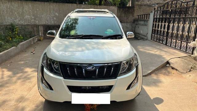 https://images10.gaadi.com/usedcar_image/4012802/original/processed_0d13d903-3f79-4972-8024-97ceb0173cd0.jpg?imwidth=6400