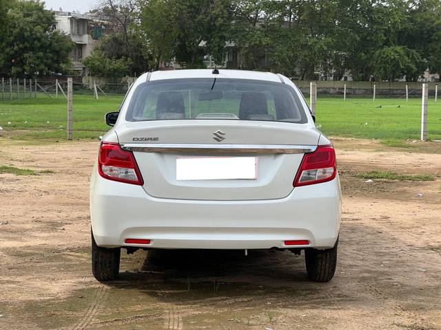 https://images10.gaadi.com/usedcar_image/4013412/original/processed_9e83d303123a96f0b801e59a4a4ec788.jpg?imwidth=6402