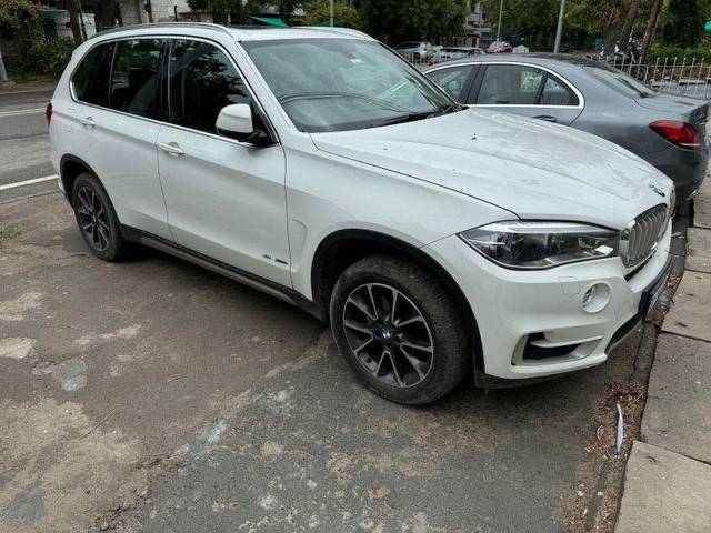 https://images10.gaadi.com/usedcar_image/4013413/original/processed_8aa7b9cf-ebd4-4745-a285-a4a0818d5d48.jpeg?imwidth=6400