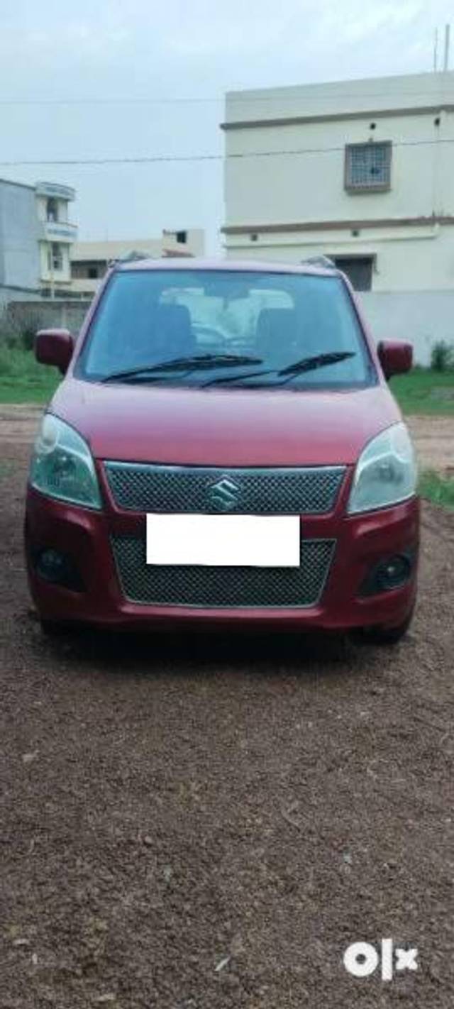 https://images10.gaadi.com/usedcar_image/4013466/original/processed_3033cebf-b779-46f9-863c-beca4658c7dc.jfif?imwidth=6400