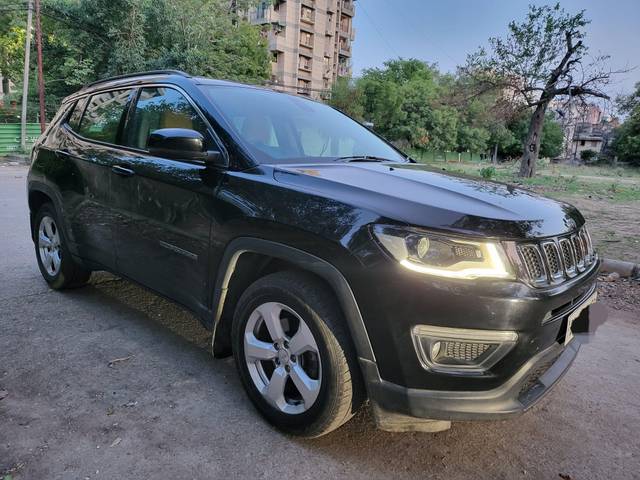 https://images10.gaadi.com/usedcar_image/4013728/original/processed_2bec198f77dbe3eb7cef53028c14ab01.jpg?imwidth=6400