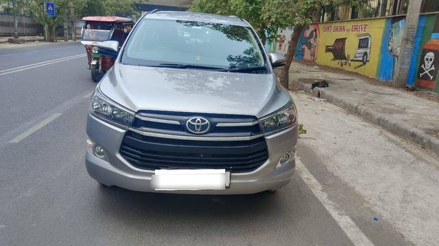 https://images10.gaadi.com/usedcar_image/4015361/original/processed_processed_b095794d312458d1d648b074115f4df9.jpg?imwidth=6400