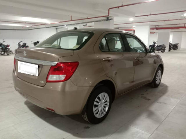 https://images10.gaadi.com/usedcar_image/4015420/original/processed_8d79eaa6c66157d172fb9e065a0f37dc.png?imwidth=6402