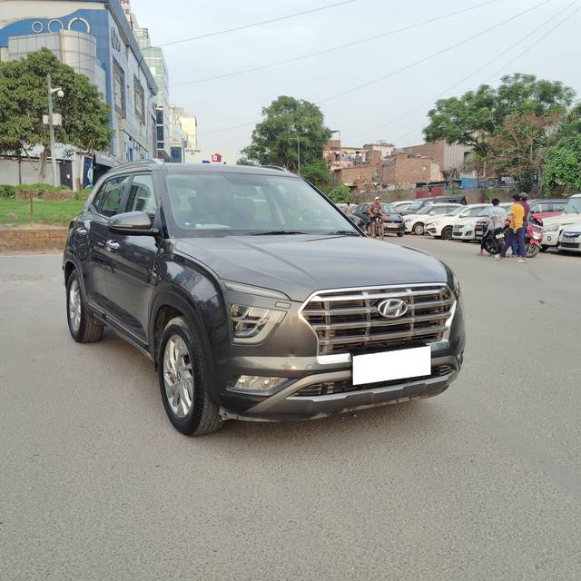 https://images10.gaadi.com/usedcar_image/4016094/original/processed_7177d87cbeea57483936f91d7a13e732.jpg?imwidth=6400