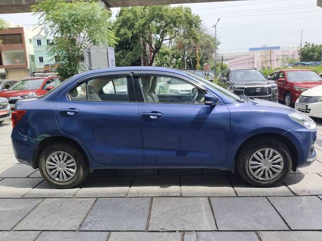 https://images10.gaadi.com/usedcar_image/4016510/original/6fcbddc1320da67f22ee57e64a9ba4ae.jpeg?imwidth=6401