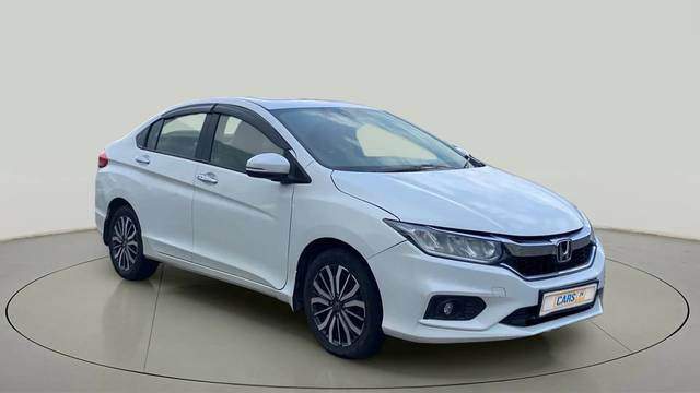 https://images10.gaadi.com/usedcar_image/4016902/original/8b8a92a015c7922f5755c300a983e853.jpg?imwidth=6400