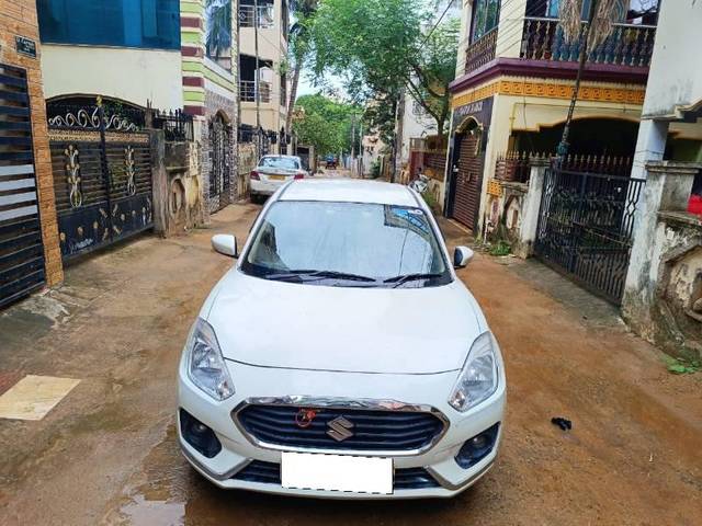 https://images10.gaadi.com/usedcar_image/4017576/original/processed_ca3ed7b3-0b36-4d5d-9837-a6c2bd4dd141.jpg?imwidth=6402