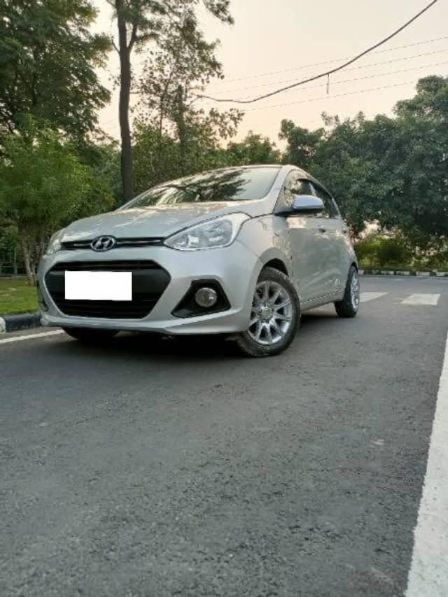 https://images10.gaadi.com/usedcar_image/4019170/original/processed_e782782e-b261-4e08-935a-e47f1f4b45e7.jpg?imwidth=6400