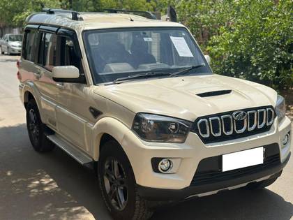 Mahindra Scorpio S7 120